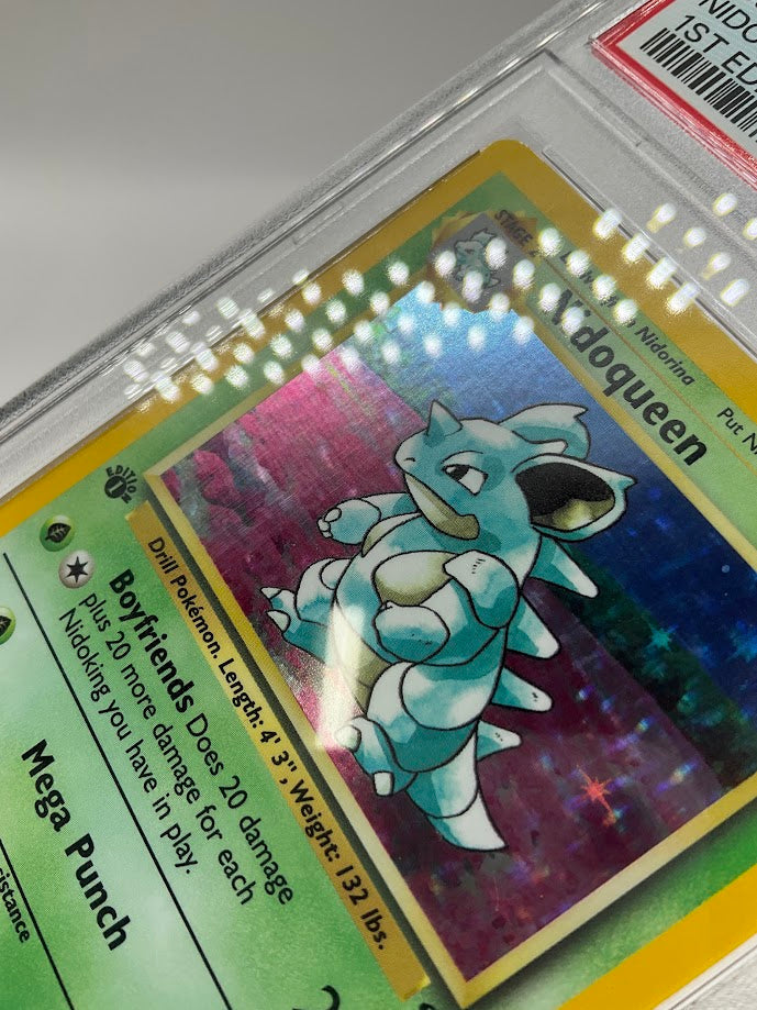 Nidoqueen Pokemon Jungle Holo 1st Edition #7 PSA 8