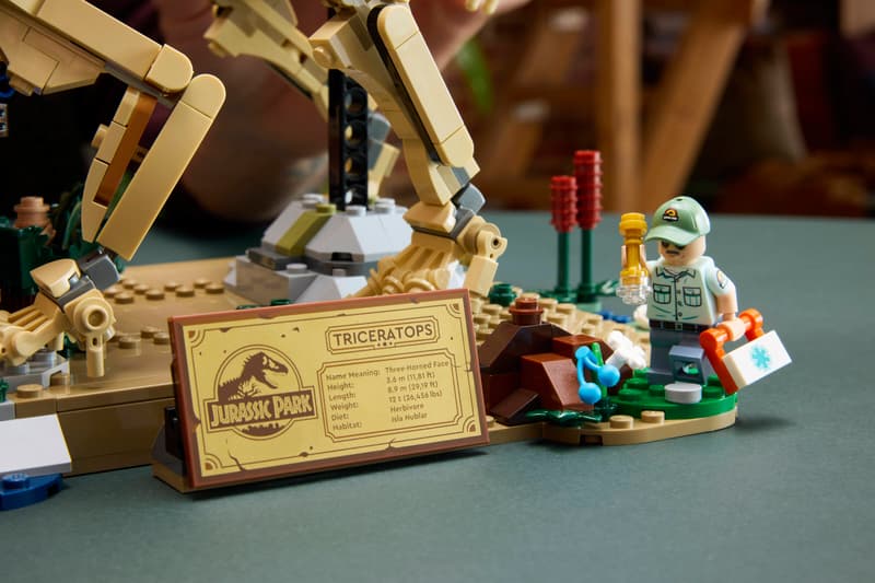 Lego: Jurassic World - Dinosaur Fossils: Triceratops (77985)