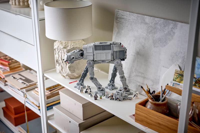 Lego: Star Wars - Remnant AT-AT with INT-4 (75454)